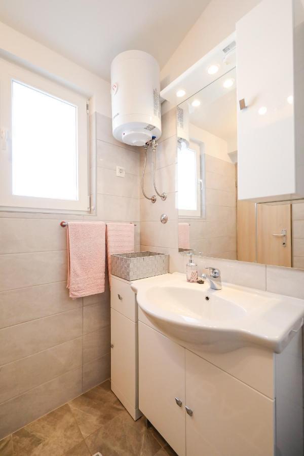 Holiday Home Ana Poljana  Экстерьер фото