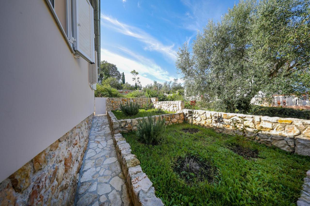 Holiday Home Ana Poljana  Экстерьер фото