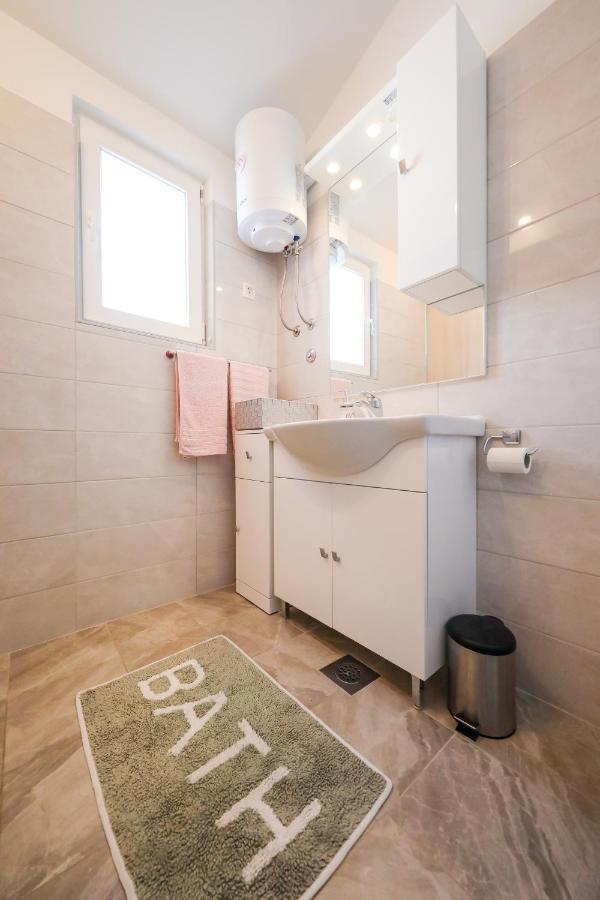 Holiday Home Ana Poljana  Экстерьер фото
