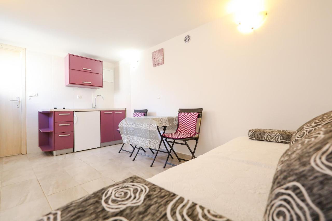 Holiday Home Ana Poljana  Экстерьер фото